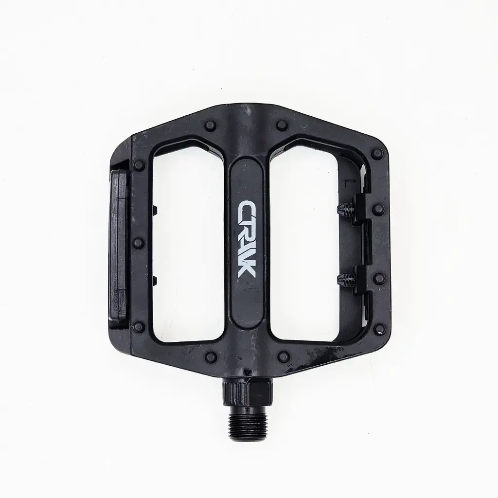 PEDAL ALUMINIO CRANK NEGRO REFLECTORES