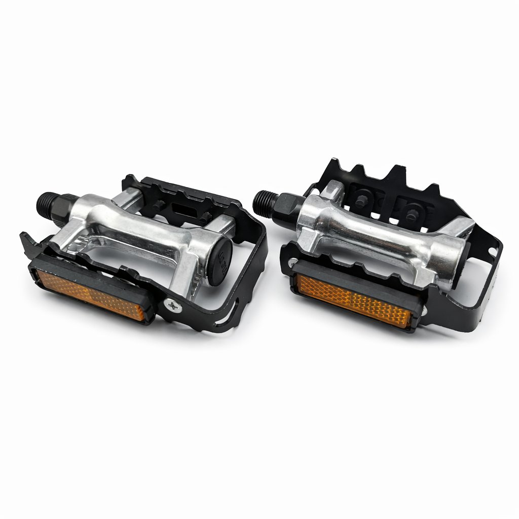 [PED-GEN-JAU-N] Pedales Plataforma Genérico Jaula dentada asimetrica Negro y Plateado 110x80mm